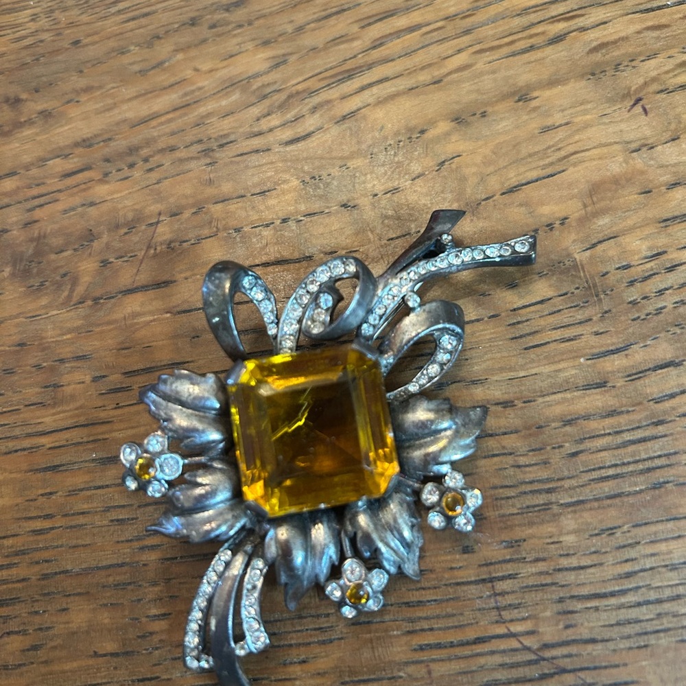 Fabulous Vintage Sterling Silver Flower Shaped Brooch